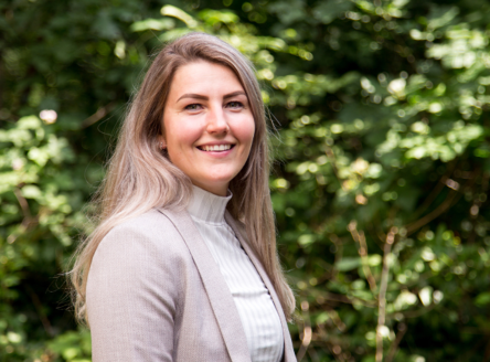 Projectcoördinator Linda over werken bij 65plus: “Ik wist niet of recruitment of kantoorwerk wel iets voor mij was, maar hier vond ik mijn draai”